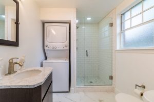 Studio Apartment Bathroom